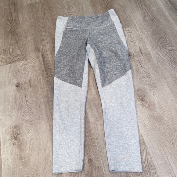 Outdoor Voices Pants - Outdoor Voices Grey Colorblocked 7/8 Length Leggings